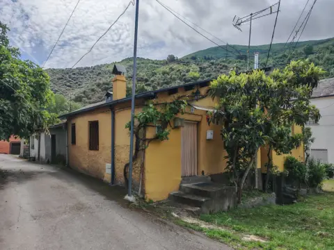 Chalet en Castroquilame