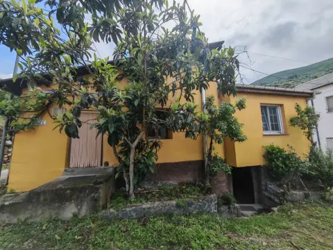 Chalet en Castroquilame