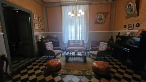 Chalet en Paradinas de San Juan