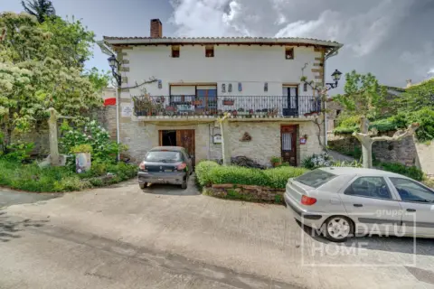 Chalet en Irujo