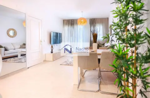 Piso en calle Torrox, 2