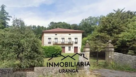 Chalet en Bárcena de Cicero