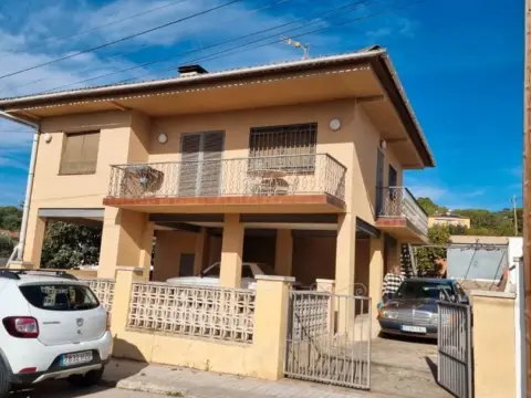 Chalet en Cornudella del Penedès