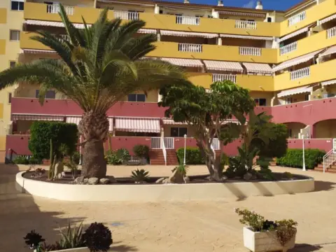 Apartamento en Costa del Silencio-Las Galletas