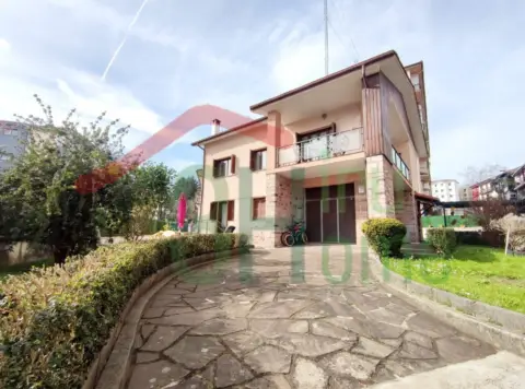 Chalet en Erdialdea-Alde Zaharra-Mendibil-Santiago