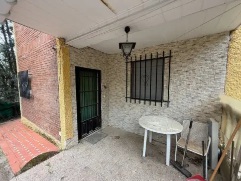 Chalet en Urbanización La Suiza Española