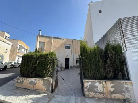 Chalet en Olula del Río