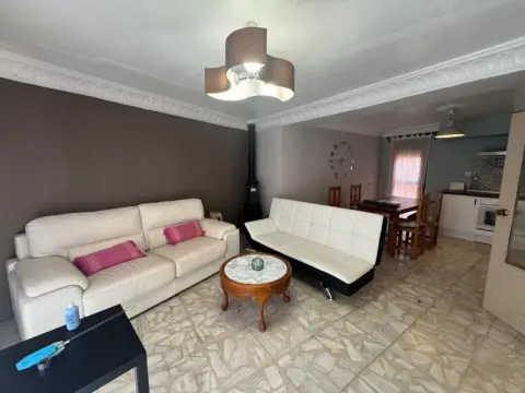 Chalet en Brea de Aragón