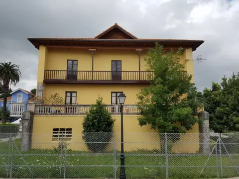 Chalet en Bárcena de Cicero