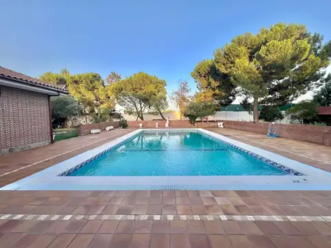 Casa en calle de Biarritz, 3