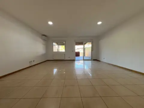 Casa adosada en Perales del Río