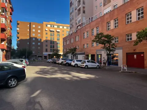 Garaje en Huerta Rosales-Valdepasillas
