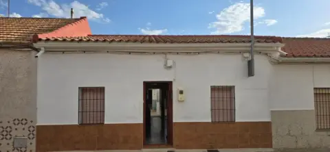 Chalet en Argamasilla de Calatrava