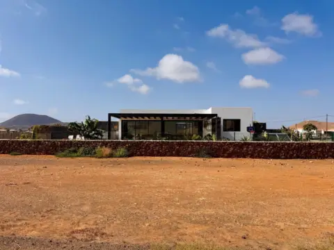 Chalet en La Oliva