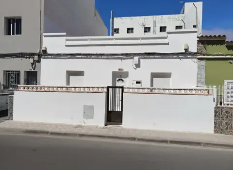 Chalet en Taco-Geneto-Las Chumberas-Guajara-Los Andenes