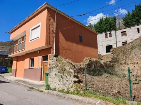 Chalet en Trabadelo