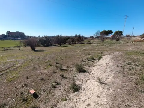 Finca rústica en La Paz-Las Américas-Estación Linares-Baeza