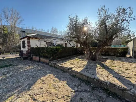 Chalet en Aranda de Moncayo
