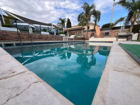 Chalet en El Pinar-Palacio de Congresos