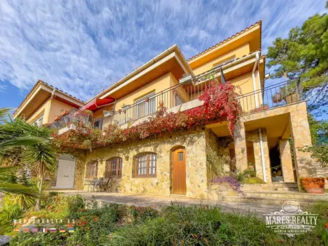 Chalet en Roca Grossa-Serra Brava