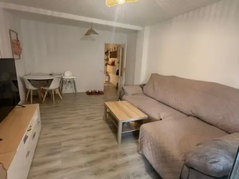 Piso en Sur-Este