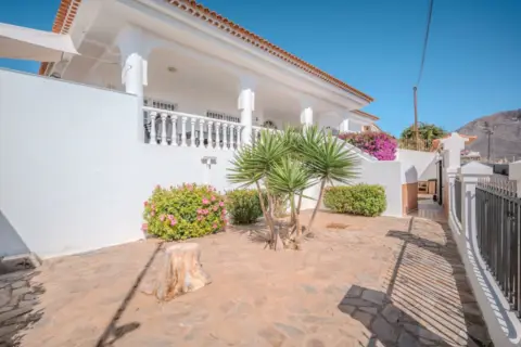 Casa en Buzanada-Valle de San Lorenzo-Cabo Blanco