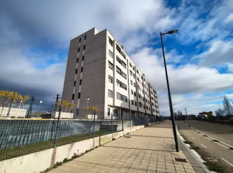 Ático en Ciudad de la Comunicación-Argales