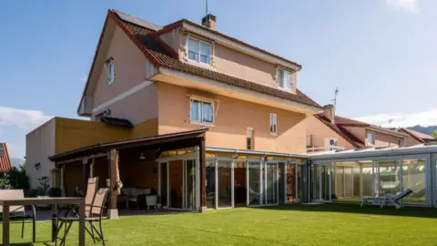 Chalet en Fontenebro-Altavista