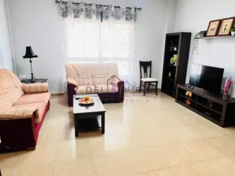 Piso en Adra