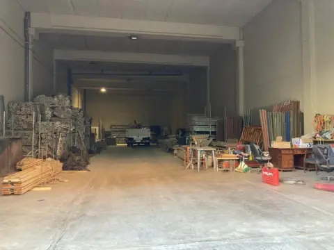 Nave industrial en Can Parellada