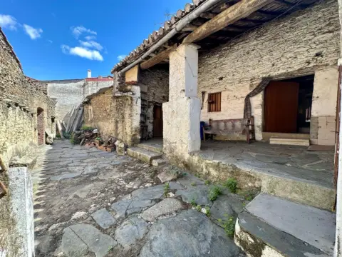 Chalet en Malpartida de Plasencia