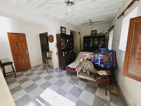 Casa adosada en Cortijadas de Rubite