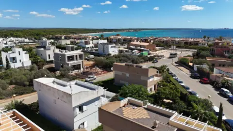 Chalet en calle Es Torrent, nº 1