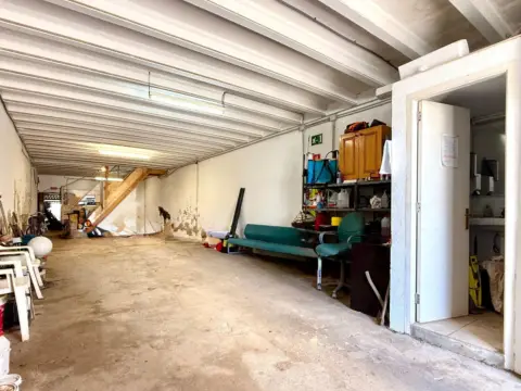 Nave industrial en Nucli Urbà