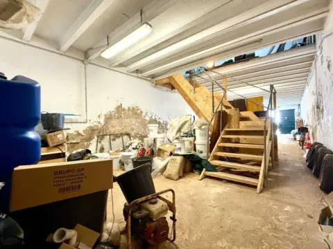 Nave industrial en Nucli Urbà