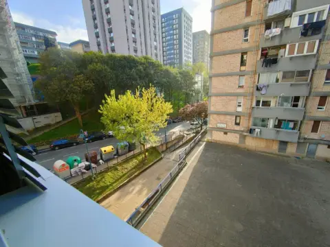 Piso en Kaputxinoak-Galtzaraborda-Alaberga