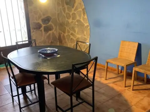 Chalet en Alhama de Aragón