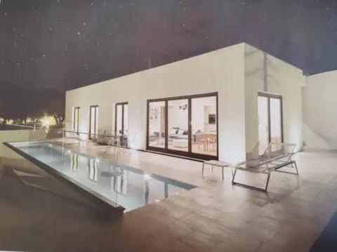 Chalet en Carrer de la Cresta, 2