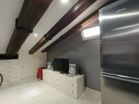Piso en Erdialdea-Alde Zaharra-Mendibil-Santiago