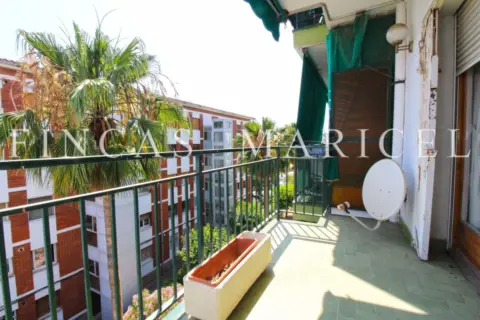 Piso en Els Molins-Poble Sec-Pins Vens