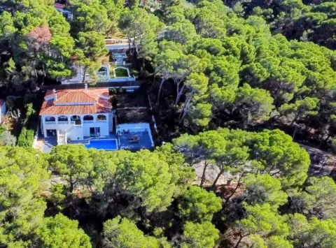 Chalet en Urbanización Son Parc