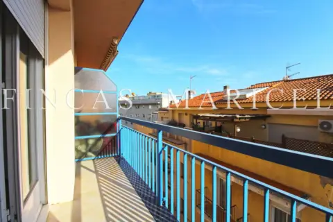 Piso en Els Molins-Poble Sec-Pins Vens