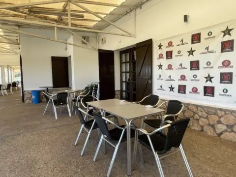 Local comercial en La Almunia de Doña Godina