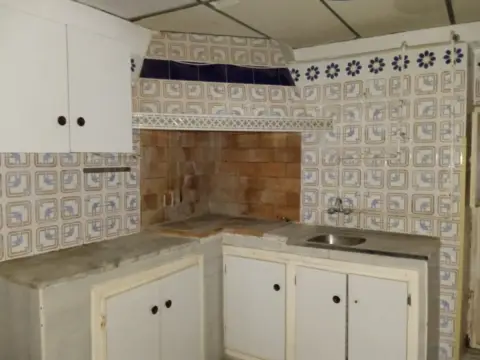 Chalet en Barrio Peral-San Félix