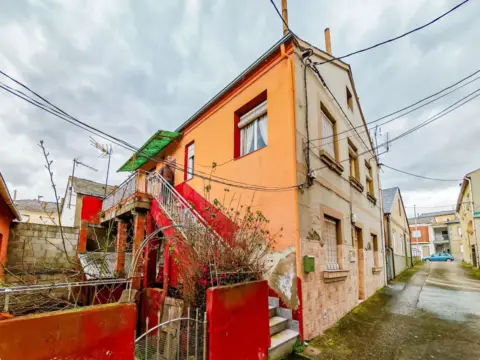 Chalet en San Miguel de las Dueñas