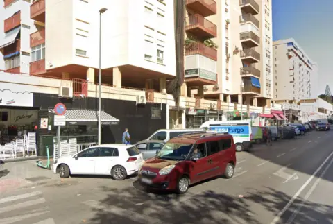 Local comercial en La Unión-Cruz del Humilladero-Los Tilos
