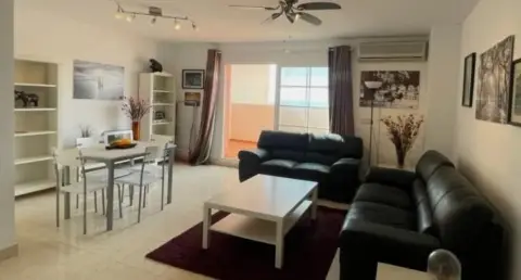 Apartamento en Urbanización El Hacho-La Duquesa Golf