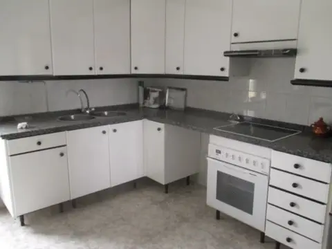 Chalet en Poveda de Las Cintas