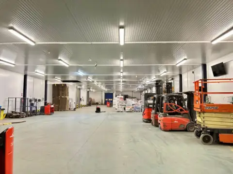 Nave industrial en Peñacastillo-Nueva Montaña
