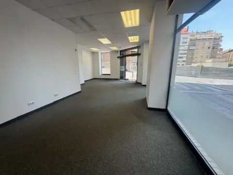 Local comercial en Ensanche